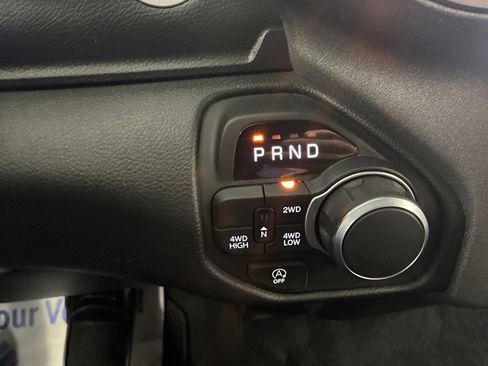 Certified 2025 RAM 1500 Tradesman AWD/4WD image 29