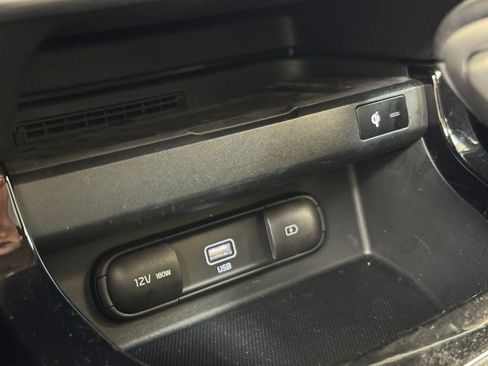 Used 2022 Kia Seltos SX image 36