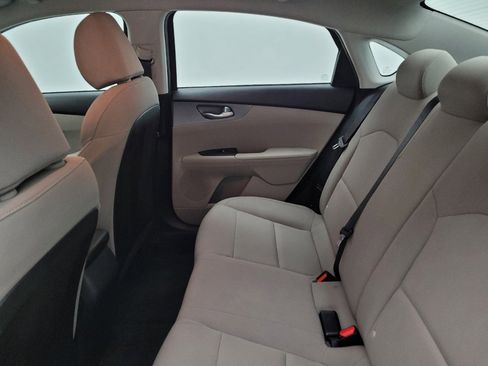 Used 2019 Kia Forte LXS FWD image 18