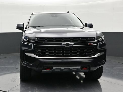 Used 2023 Chevrolet Tahoe Z71 w/ Luxury Package AWD/4WD image 8