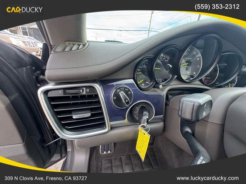 Used 2014 Porsche Panamera S w/ Premium Package Plus image 9