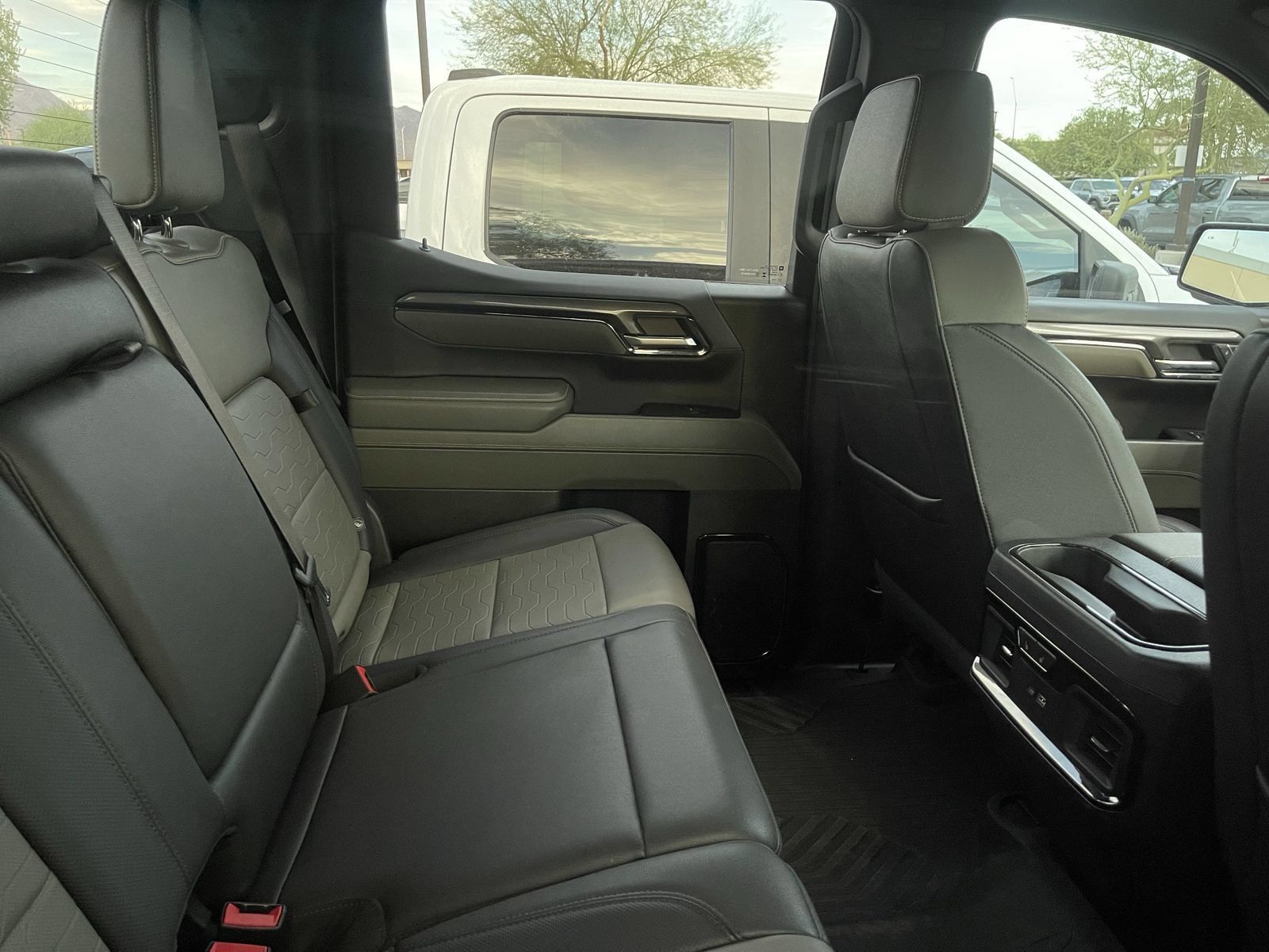 Certified 2024 Chevrolet Silverado 1500 ZR2 w/ Technology Package AWD/4WD image 8
