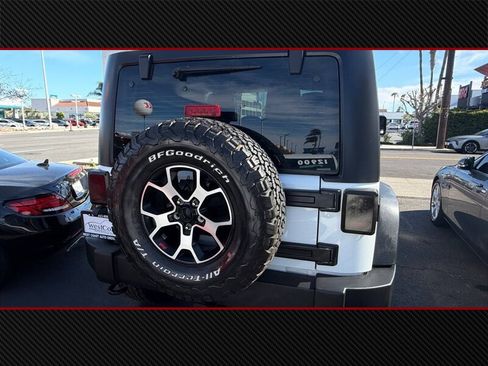 Used 2015 Jeep Wrangler Sport image 6