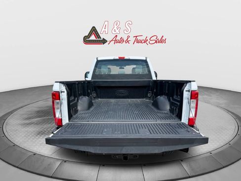 Used 2017 Ford F250 XL w/ Power Equipment Group AWD/4WD image 16