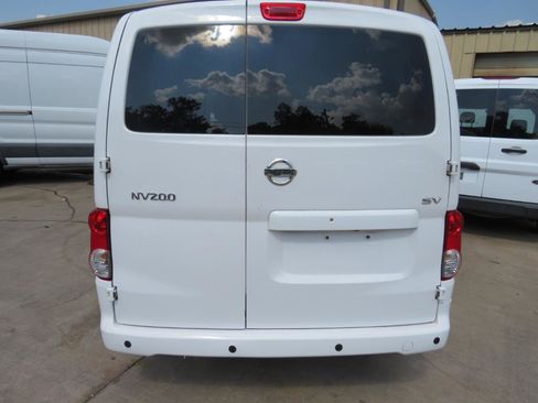 Used 2019 Nissan NV200 SV w/ Navigation Package FWD image 5