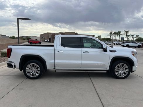 Used 2021 GMC Sierra 1500 Denali w/ Denali Premium Package AWD/4WD image 5