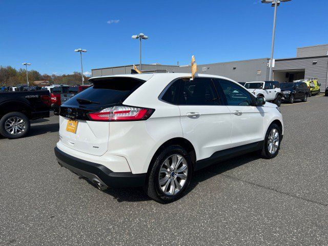 Used 2022 Ford Edge Titanium AWD/4WD image 7