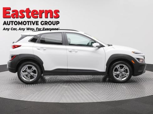 Used 2023 Hyundai Kona SEL w/ Cargo Package FWD image 4
