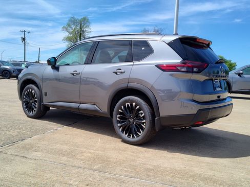 New 2026 Nissan Rogue Dark Armor AWD/4WD image 3