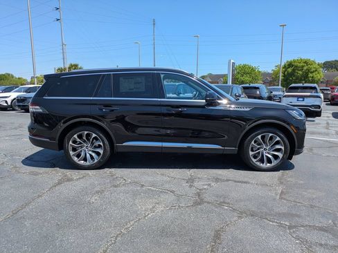 New 2026 Lincoln Aviator Reserve RWD image 3