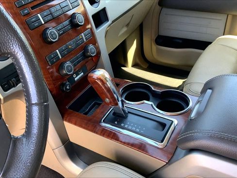 Used 2010 Ford F150 Lariat image 15
