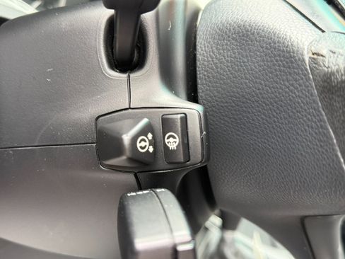 Used 2005 BMW 645Ci Coupe image 14