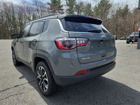 Used 2024 Jeep Compass Limited AWD/4WD image 16