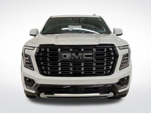 Used 2026 GMC Yukon Denali Ultimate w/ LPO, Floor Liner Package AWD/4WD image 8
