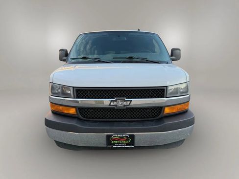 Used 2018 Chevrolet Express 3500 LT w/ LT Preferred Equipment Group image 13