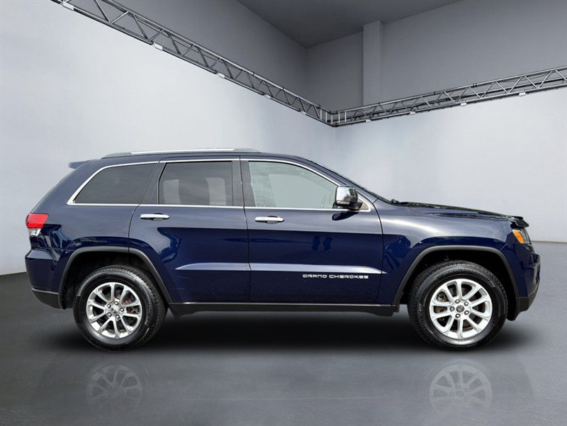 Used 2015 Jeep Grand Cherokee Limited AWD/4WD image 3