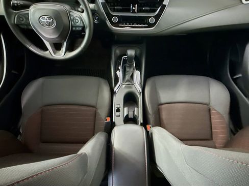 Used 2024 Toyota Corolla SE image 16