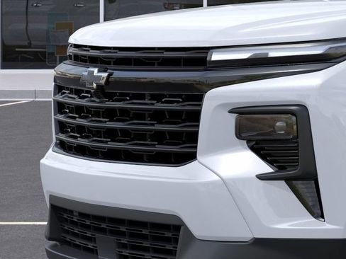 New 2026 Chevrolet Traverse LT w/ Midnight/Sport Edition FWD image 26