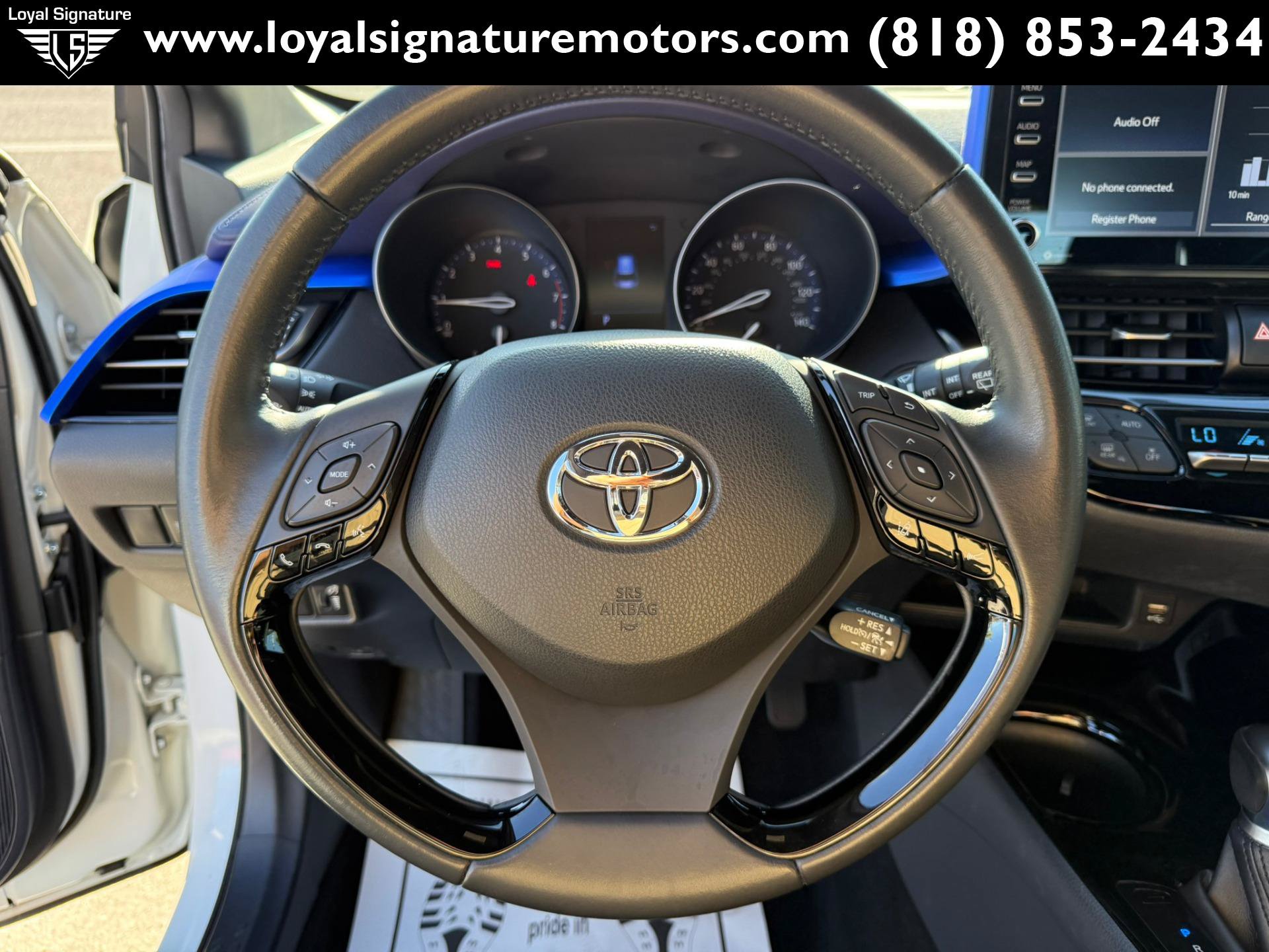 Used 2020 Toyota C-HR XLE FWD image 19