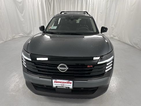 Used 2026 Nissan Kicks SR w/ Cold Weather Package AWD/4WD image 8