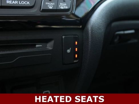 Used 2019 Honda Pilot Touring image 7