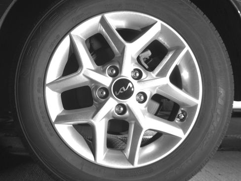 Used 2025 Kia Soul LX w/ LX Technology Package FWD image 14