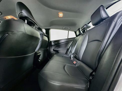 Used 2017 Toyota Prius Four FWD image 26