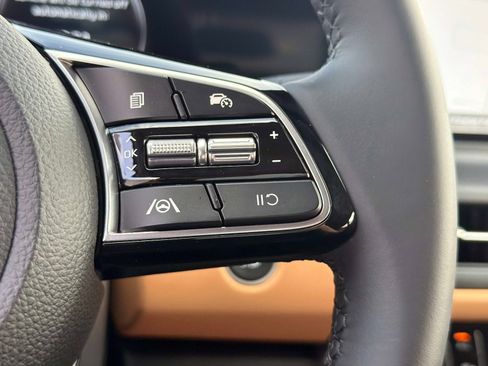 New 2026 Kia Seltos EX FWD image 29