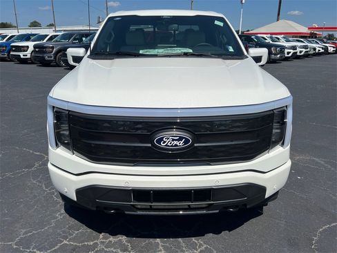 New 2025 Ford F150 Lightning Platinum image 2