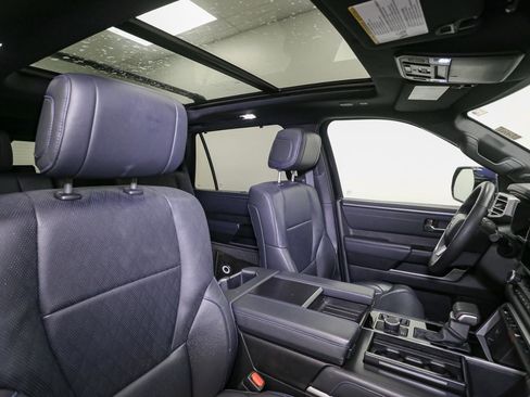 Used 2023 Toyota Sequoia Platinum image 19