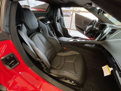 Used 2023 Chevrolet Corvette Z06 w/ Z07 Performance Package RWD image 24