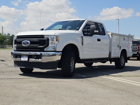 Used 2020 Ford F250 XL w/ Power Equipment Group AWD/4WD image 17