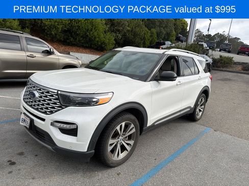 Used 2020 Ford Explorer Platinum w/ Premium Technology Package AWD/4WD image 3