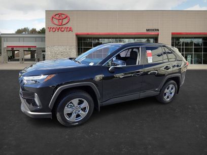 New 2025 Toyota RAV4 LE