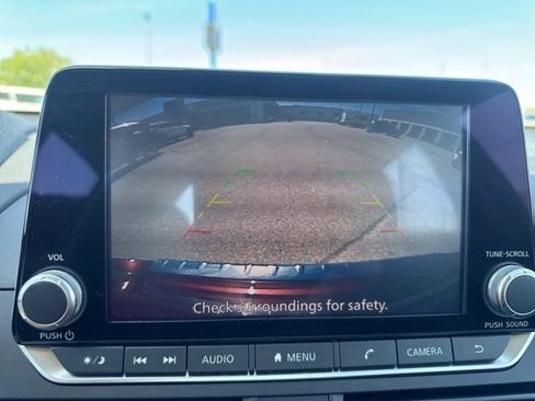 Used 2023 Nissan Altima 2.5 SV FWD image 37