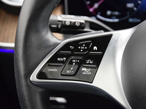 Certified 2023 Mercedes-Benz GLC 300 image 24