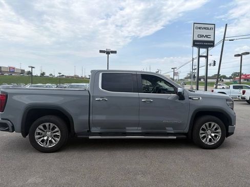 Used 2024 GMC Sierra 1500 Denali w/ Technology Package AWD/4WD image 15
