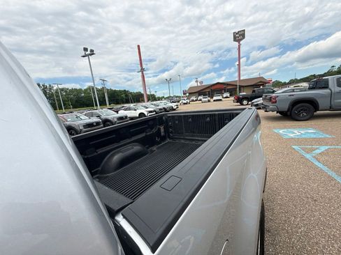 Used 2018 Chevrolet Colorado W/T w/ WT Convenience Package AWD/4WD image 28