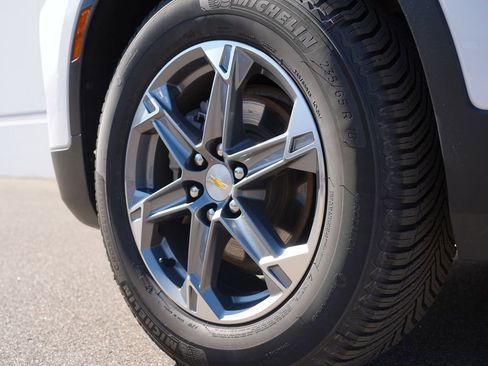 Used 2023 Chevrolet Blazer LT AWD/4WD image 32
