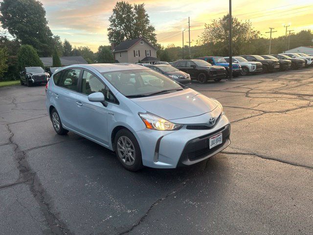 Used 2016 Toyota Prius V Four FWD image 1