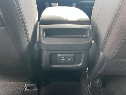Used 2026 Nissan Pathfinder SV FWD image 24