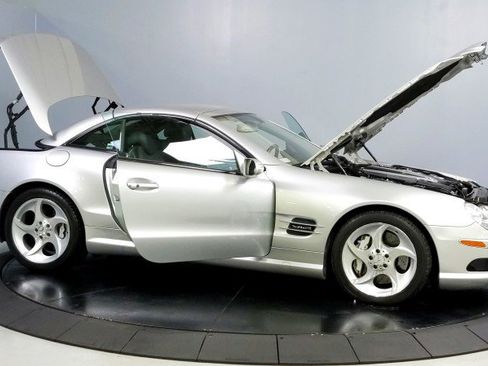 Used 2005 Mercedes-Benz SL 600 image 15