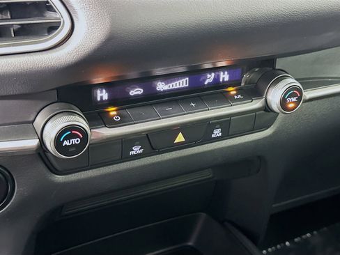 Used 2023 MAZDA CX-30 AWD 2.5 S w/ Select Package image 16