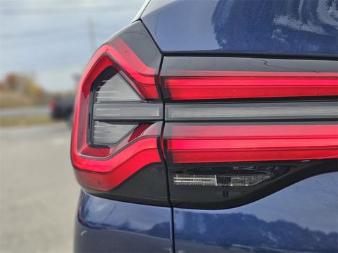 Used 2023 BMW X3 xDrive30i w/ Convenience Package image 9