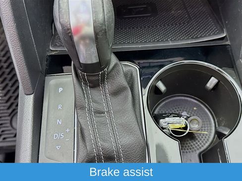 Used 2021 Volkswagen Atlas SEL Premium image 20