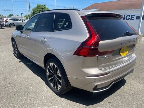 New 2026 Volvo XC60 B5 Plus w/ Protection Package Premier AWD/4WD image 5