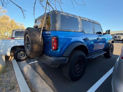 Used 2022 Ford Bronco Wildtrak image 3