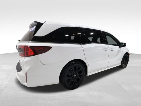 Used 2025 Honda Odyssey Sport-L image 4
