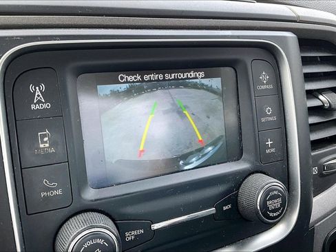 Used 2017 RAM 1500 Express image 26