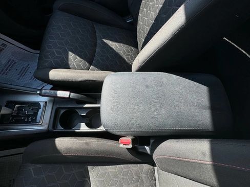 Used 2020 Mitsubishi Outlander Sport AWD image 28